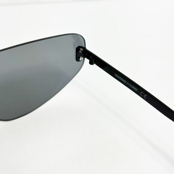 MCQ ALEXANDER MCQUEEN BLACK GREY SHIELD MQ0221S GREY BLACK SMOKE SUNGLASSES NEW - Picture 2 of 7